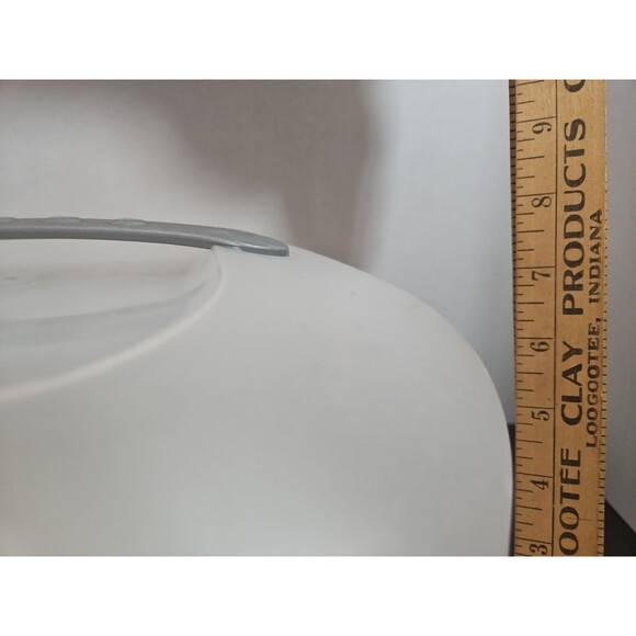 Sterilite Cake Carrier Container Domed Cover 12" Cake Pie Taker Gray Plastic - Picture 7 of 9